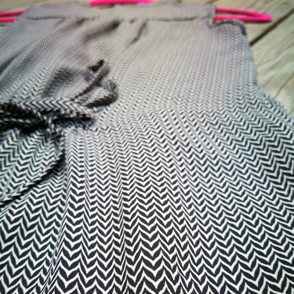 H&M Dress - Picture 8 of 8